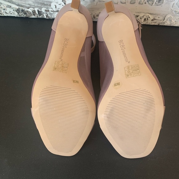 BCBGeneration- Natalee Mesh Pump Lavendar size 8 - Picture 3 of 8